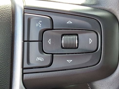 Used 2022 GMC Yukon SLT w/ SLT Luxury Package image 26