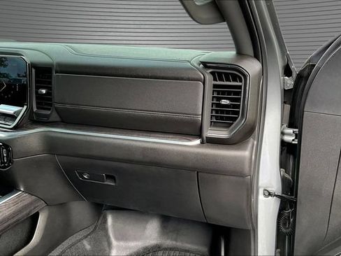Used 2024 Chevrolet Silverado 2500 LTZ w/ LTZ Plus Package AWD/4WD image 27