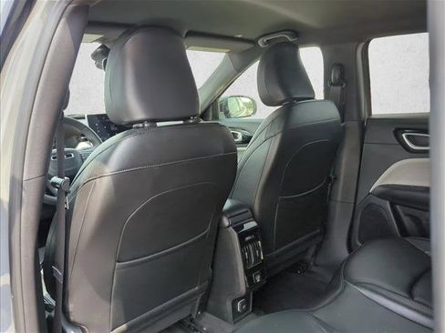 Used 2024 Jeep Compass Limited AWD/4WD image 16
