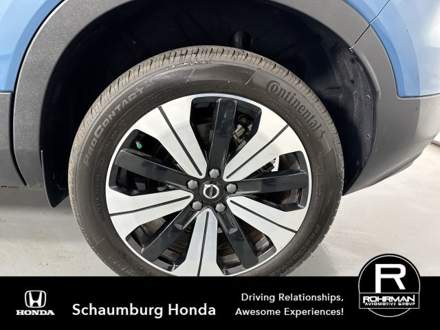 Used 2023 Volvo XC40 Recharge Plus AWD/4WD image 5