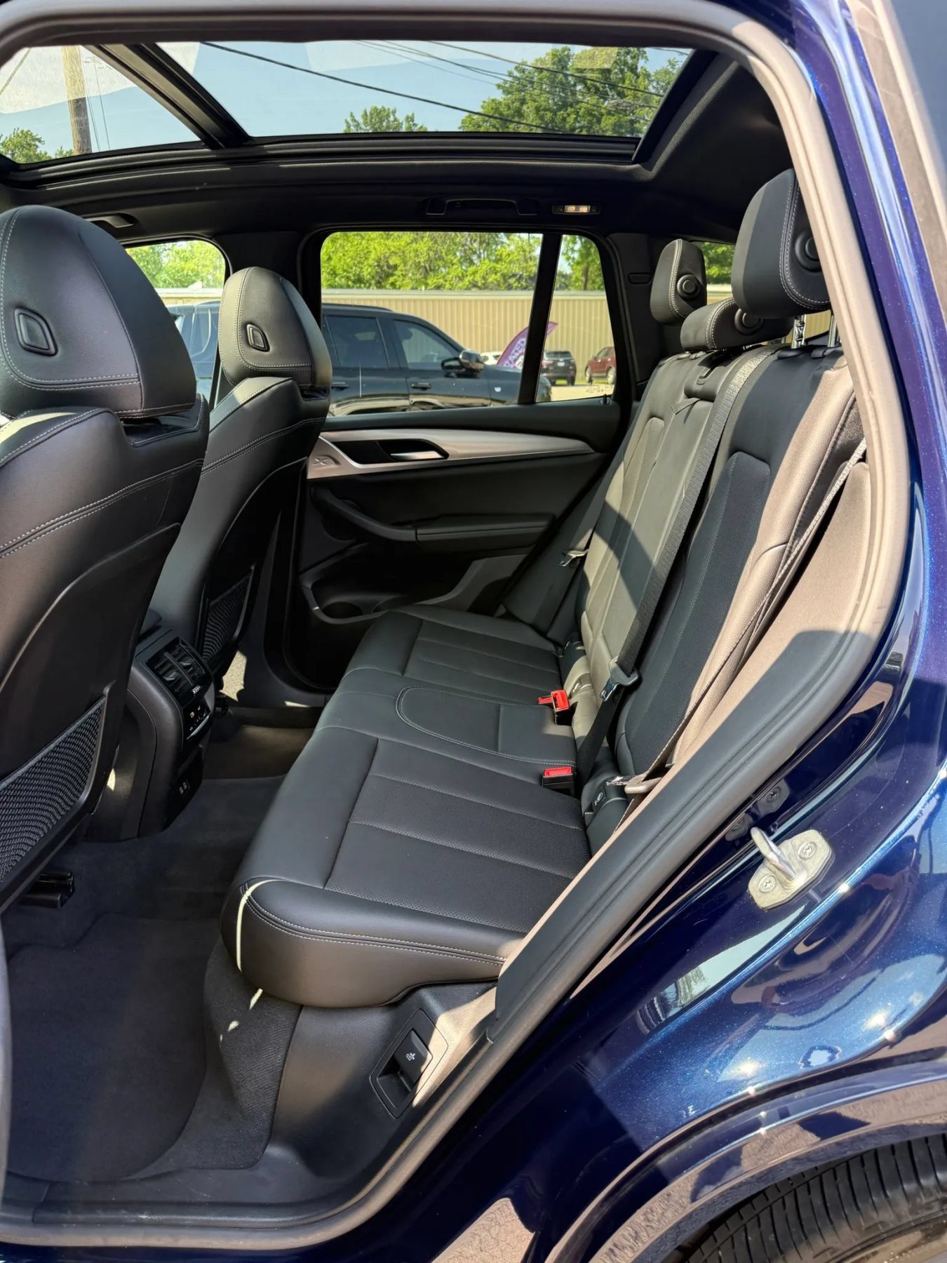 Used 2023 BMW X3 xDrive30i w/ M Sport Package AWD/4WD image 22