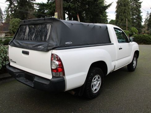 Used 2011 Toyota Tacoma 2WD Regular Cab image 3