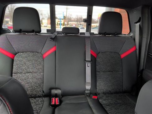 Used 2023 Chevrolet Colorado Z71 w/ Z71 Convenience Package 2 image 26