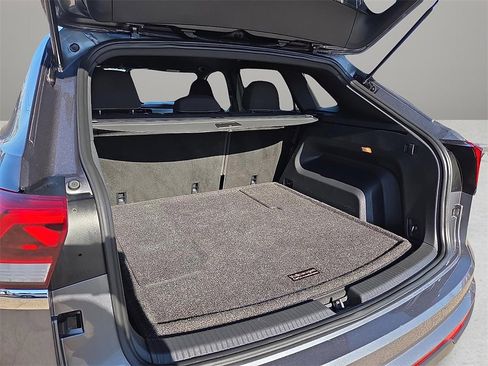 Used 2021 Volkswagen Atlas Cross Sport S image 8