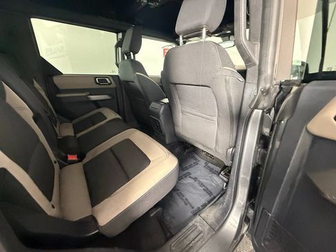 Used 2022 Ford Bronco Wildtrak AWD/4WD image 29