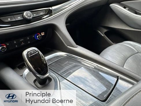 Used 2018 Buick Enclave Essence FWD image 24