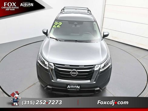 Used 2022 Nissan Pathfinder SV image 25
