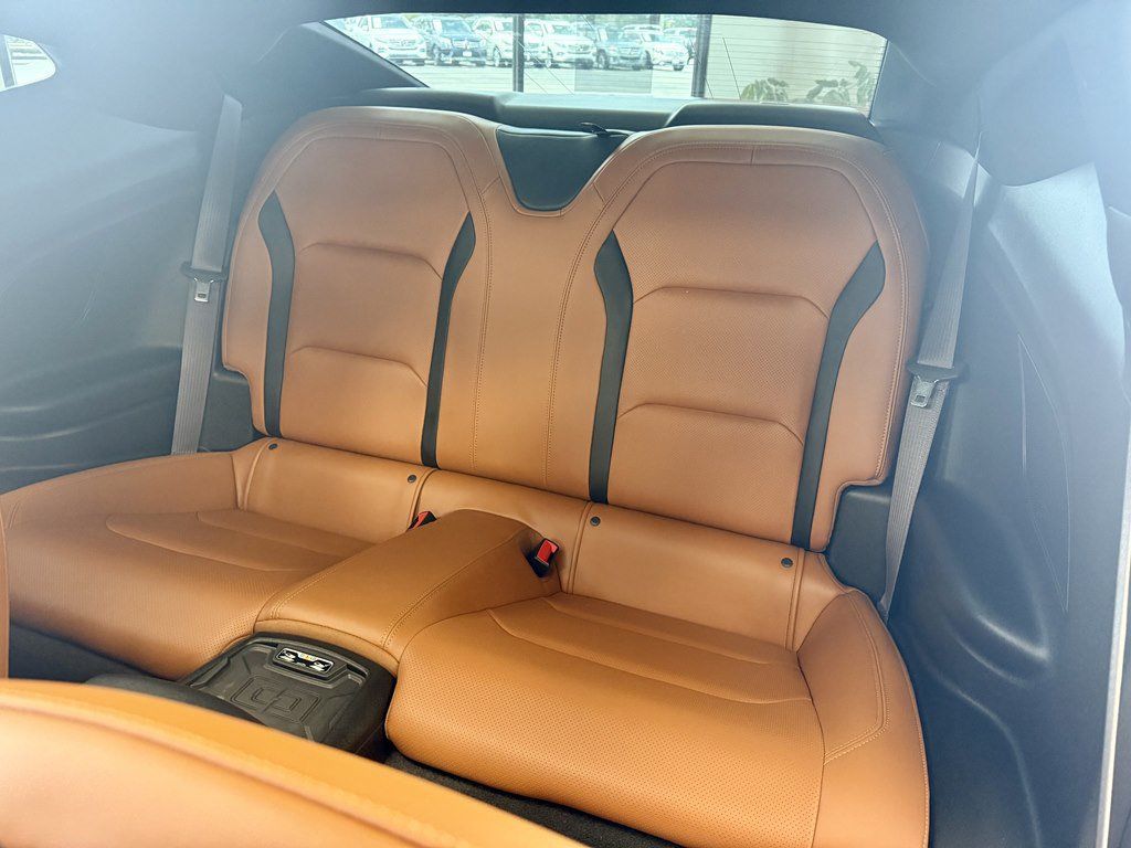 Used 2016 Chevrolet Camaro SS RWD image 17