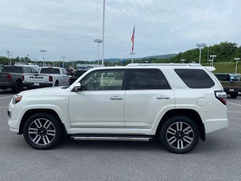 Used 2020 Toyota 4Runner Limited AWD/4WD image 2