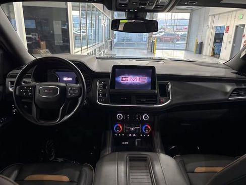 Used 2021 GMC Yukon AT4 w/ AT4 Premium Plus Package AWD/4WD image 11