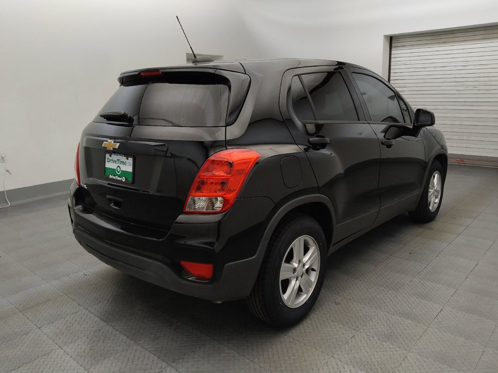 Used 2020 Chevrolet Trax LS w/ Tint and Cruise Package FWD image 9