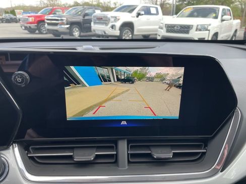 New 2026 Chevrolet Trax LT w/ Driver Confidence Package FWD image 11