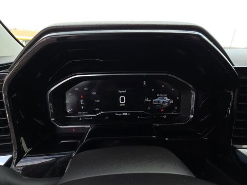 Used 2024 GMC Sierra 1500 SLT w/ SLT Premium Plus Package image 18