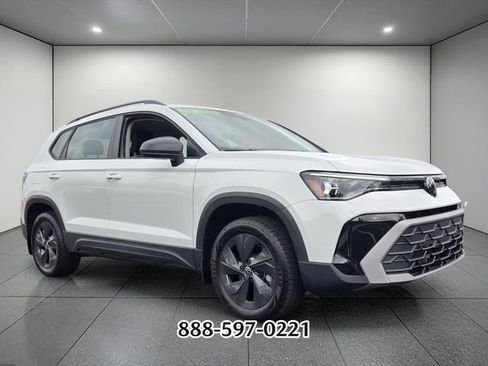 Used 2025 Volkswagen Taos S FWD image 7