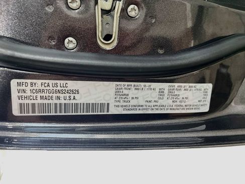 Used 2022 RAM 1500 Warlock AWD/4WD image 32
