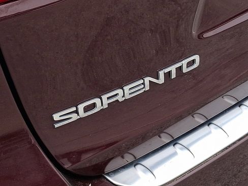 Used 2020 Kia Sorento SX image 32