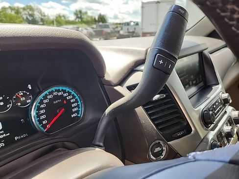 Certified 2020 Chevrolet Suburban Premier AWD/4WD image 12