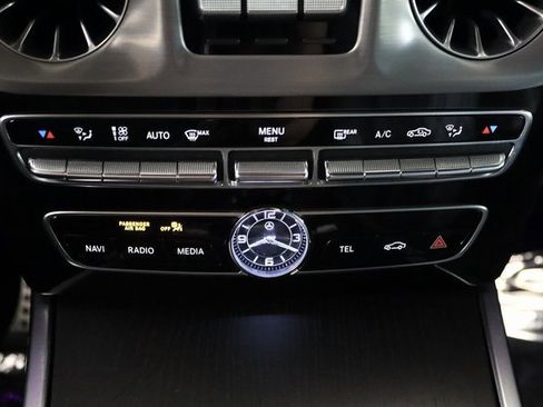 Used 2022 Mercedes-Benz G 550 image 27