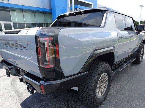 Used 2024 GMC Hummer EV 3X w/ Extreme Off-Road Package AWD/4WD image 3
