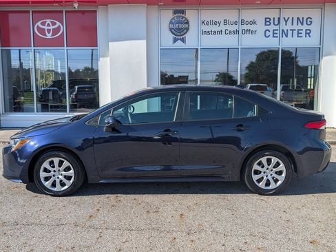 Certified 2024 Toyota Corolla LE FWD image 4
