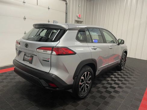 Used 2024 Toyota Corolla Cross AWD Hybrid image 4
