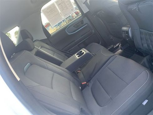 Used 2023 Ford Bronco Sport Badlands image 12