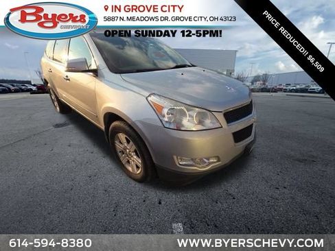 Used 2011 Chevrolet Traverse LT w/ Personal Connectivity Package FWD image 1