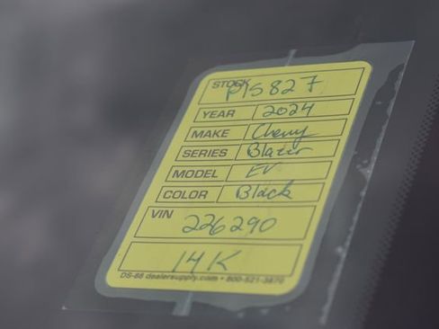 Used 2024 Chevrolet Blazer EV LT image 14