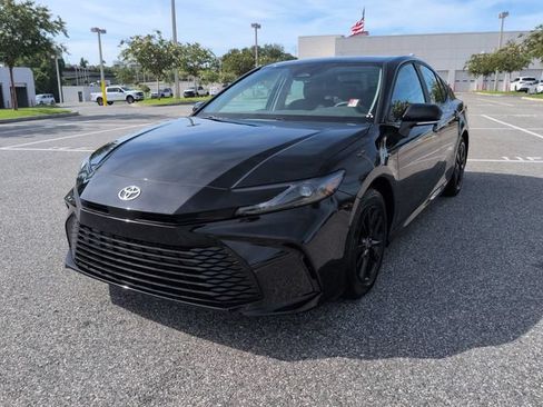 Certified 2025 Toyota Camry LE w/ Convenience Package FWD image 8