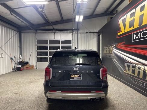 Used 2024 Hyundai Palisade Calligraphy image 18