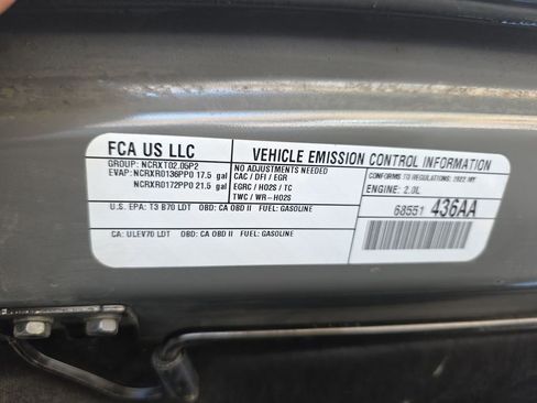 Used 2022 Jeep Wrangler Unlimited Sahara AWD/4WD image 36