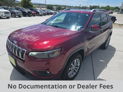 Used 2019 Jeep Cherokee Latitude Plus w/ Comfort/Convenience Group