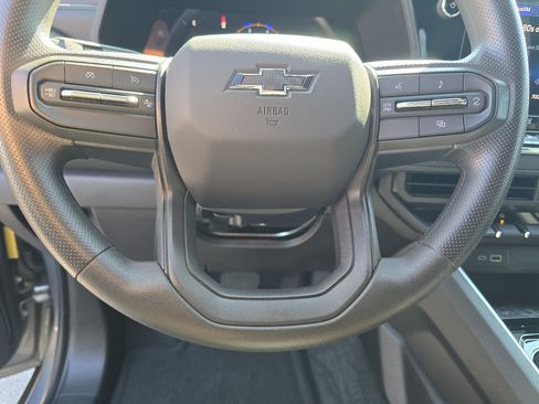 Used 2023 Chevrolet Colorado Trail Boss w/ Technology Package AWD/4WD image 36