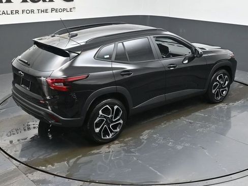 New 2026 Chevrolet Trax RS image 18