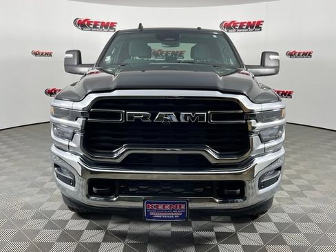 Used 2026 RAM 2500 Big Horn AWD/4WD image 4