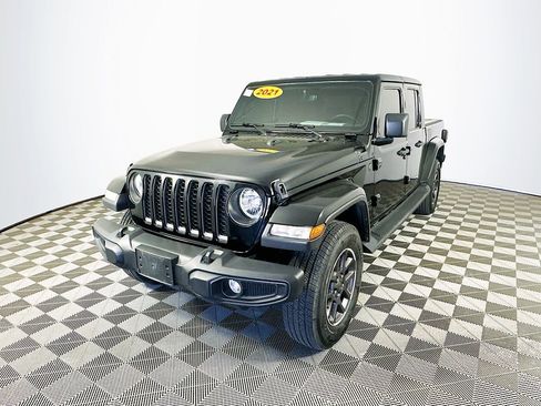Used 2021 Jeep Gladiator Sport w/ Quick Order Package 24Q 80Th AWD/4WD image 5