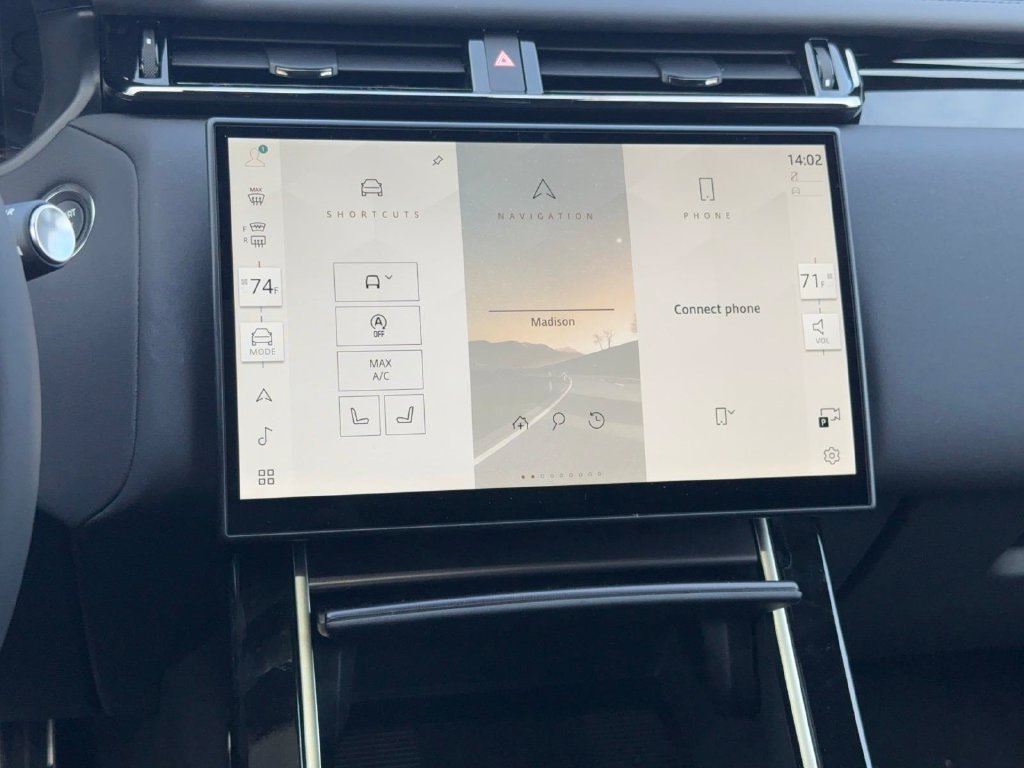 New 2026 Land Rover Range Rover Velar Dynamic SE AWD/4WD image 13