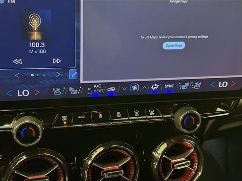 Used 2025 Chevrolet Blazer EV RS AWD/4WD image 24