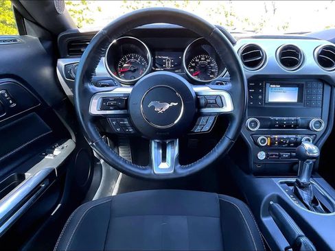 Used 2022 Ford Mustang GT image 5
