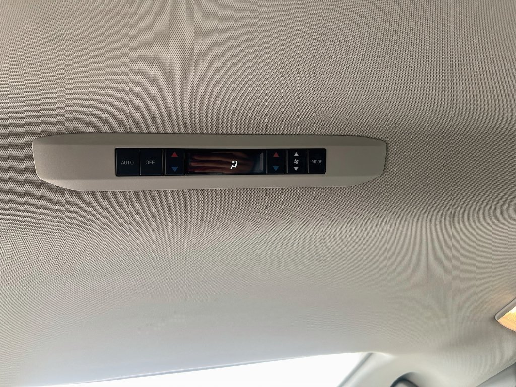 Used 2025 Toyota Sienna XLE w/ XLE Plus Package AWD/4WD image 26