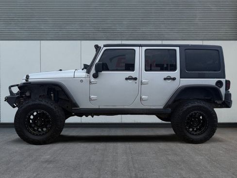 Used 2011 Jeep Wrangler Unlimited Sport AWD/4WD image 5