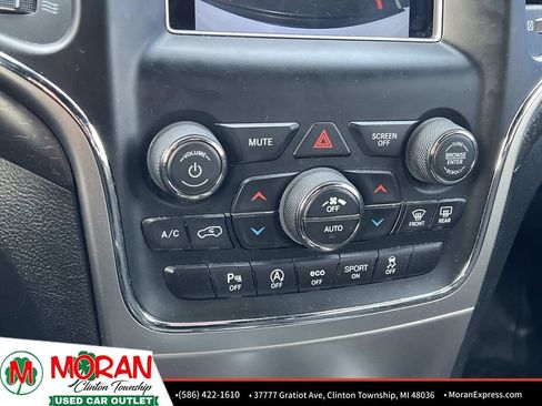 Used 2018 Jeep Grand Cherokee Laredo image 21