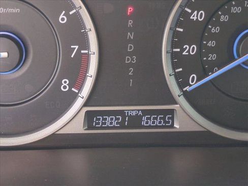 Used 2015 Honda Crosstour EX-L image 11