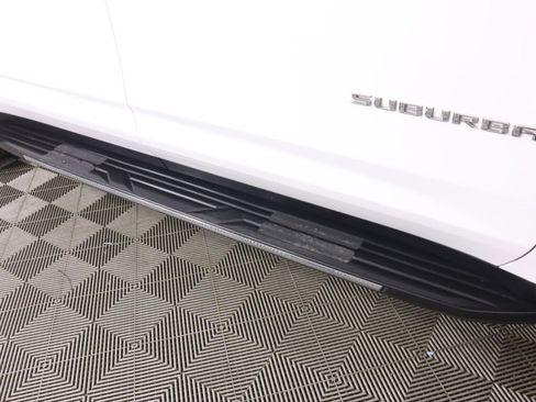 Used 2022 Chevrolet Suburban LS image 41