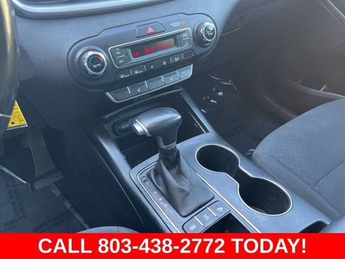 Used 2020 Kia Sorento LX w/ LX I4 Convenience Package AWD/4WD image 24