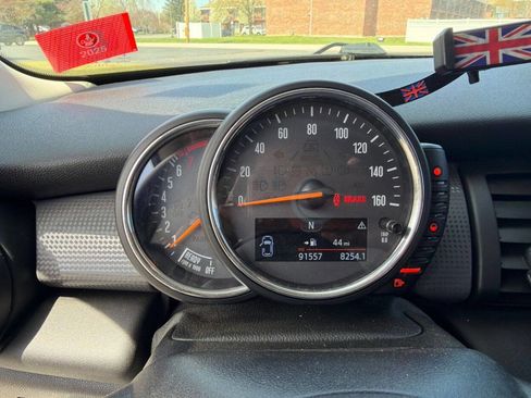 Used 2017 MINI Cooper 2-Door Hardtop FWD image 12