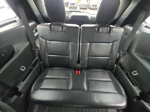 Used 2025 Ford Explorer ST image 16