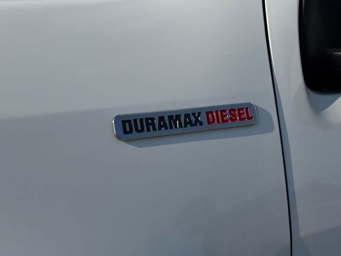 Used 2017 Chevrolet Colorado Z71 AWD/4WD image 9