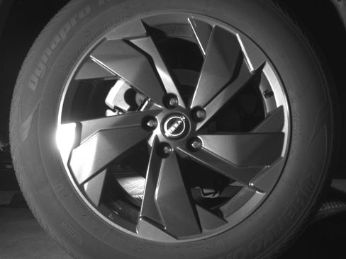 Used 2025 Nissan Rogue SV AWD/4WD image 15