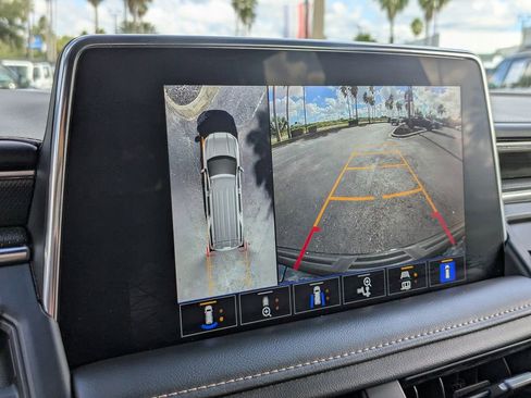 Used 2023 GMC Yukon XL AT4 w/ AT4 Premium Package image 25